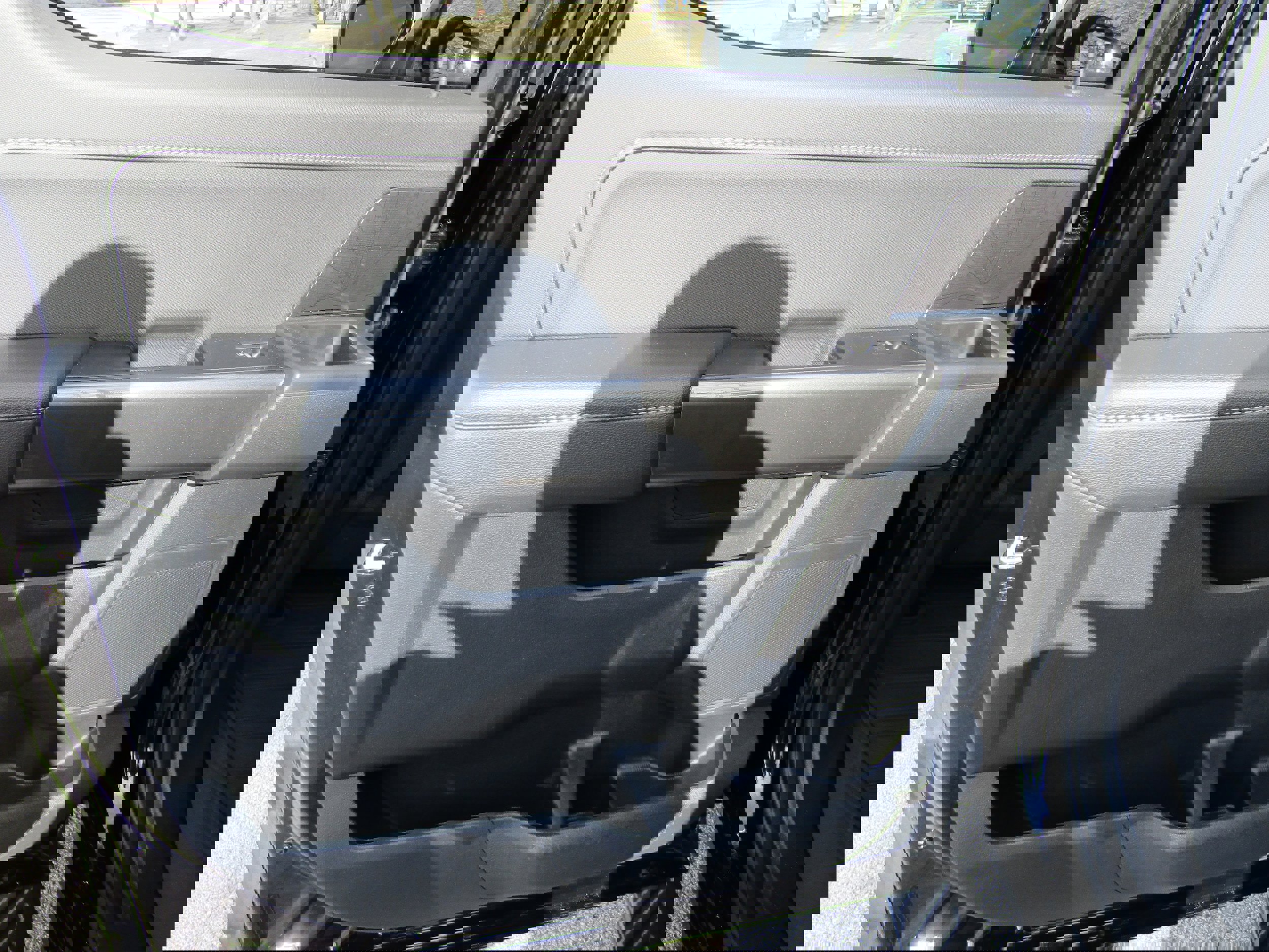 Certified 2022 Ford F150 XLT w/ Equipment Group 302A High image 12