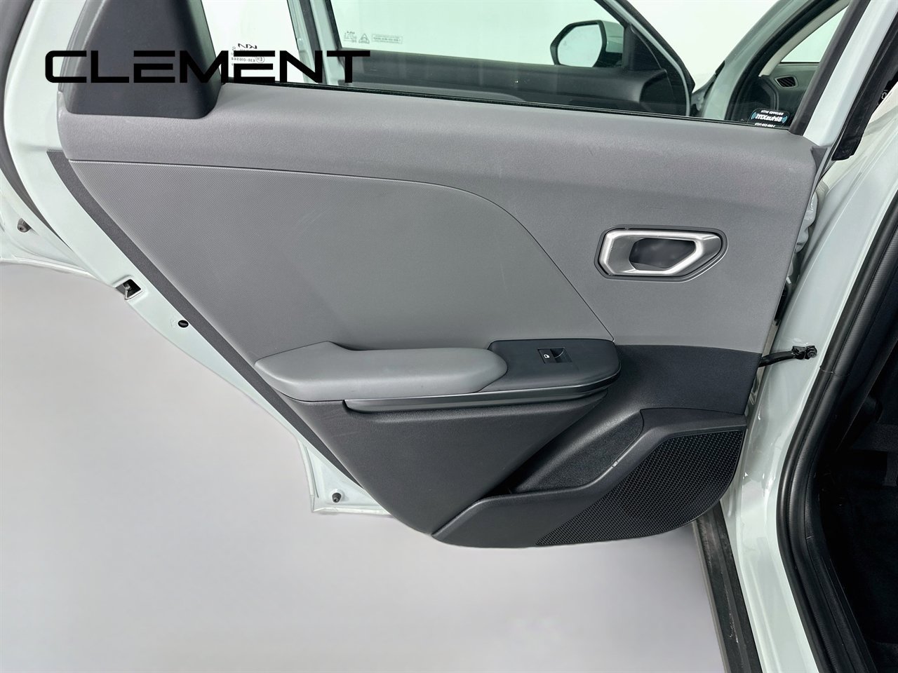 Used 2025 Kia K4 FWD image 29