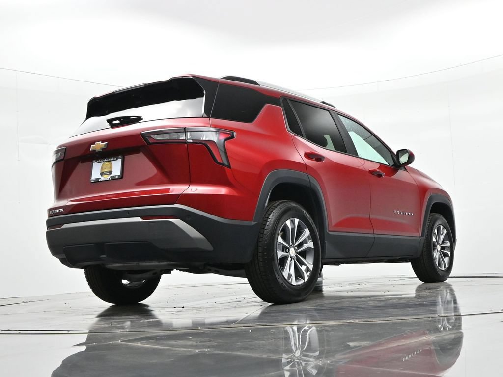 Used 2025 Chevrolet Equinox LT w/ Convenience Package II FWD image 28