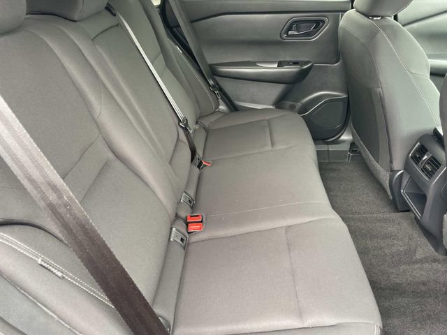 Used 2025 Nissan Rogue S FWD image 32