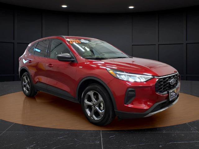 Certified 2026 Ford Escape ST-Line AWD/4WD image 1