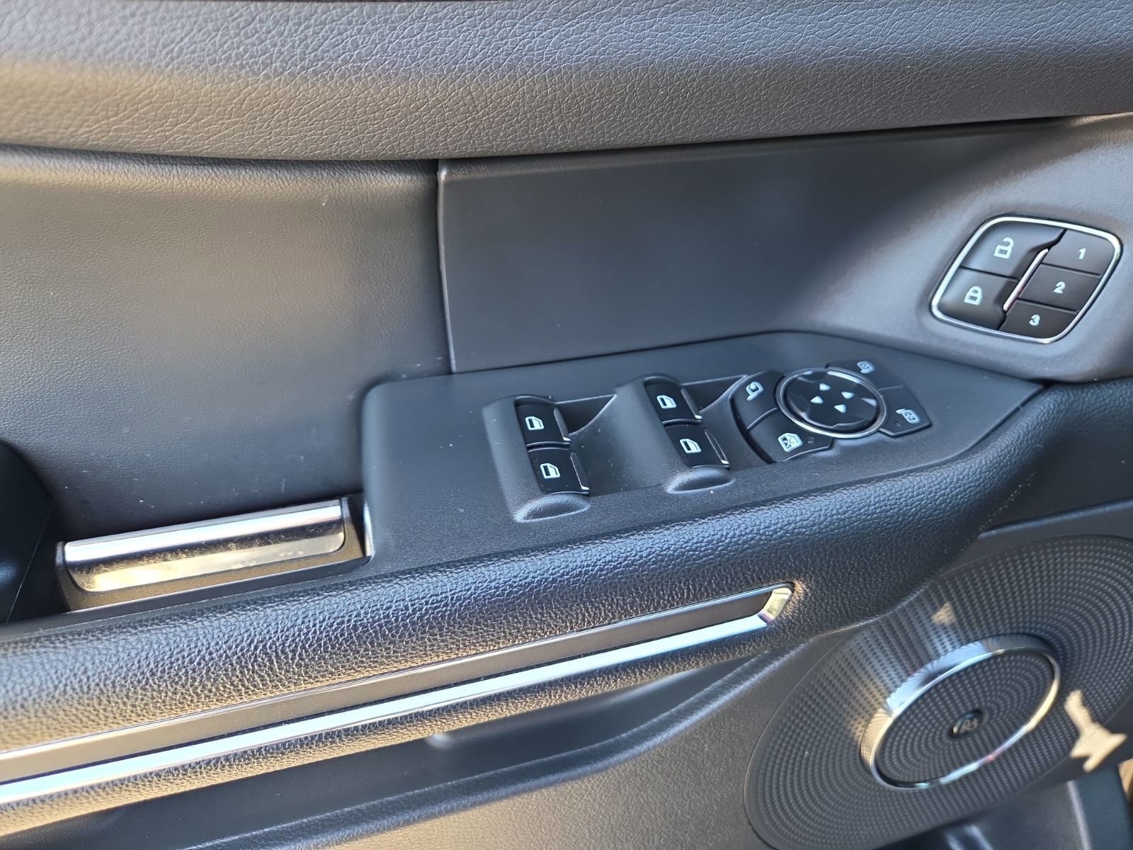 Certified 2024 Ford Expedition Limited image 14