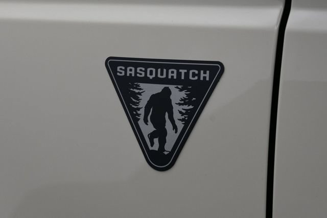 Certified 2026 Ford Bronco 2-Door w/ Sasquatch Package AWD/4WD image 11