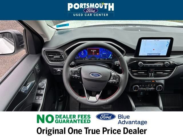 Certified 2022 Ford Escape SEL w/ SEL Stealth AWD Package image 14