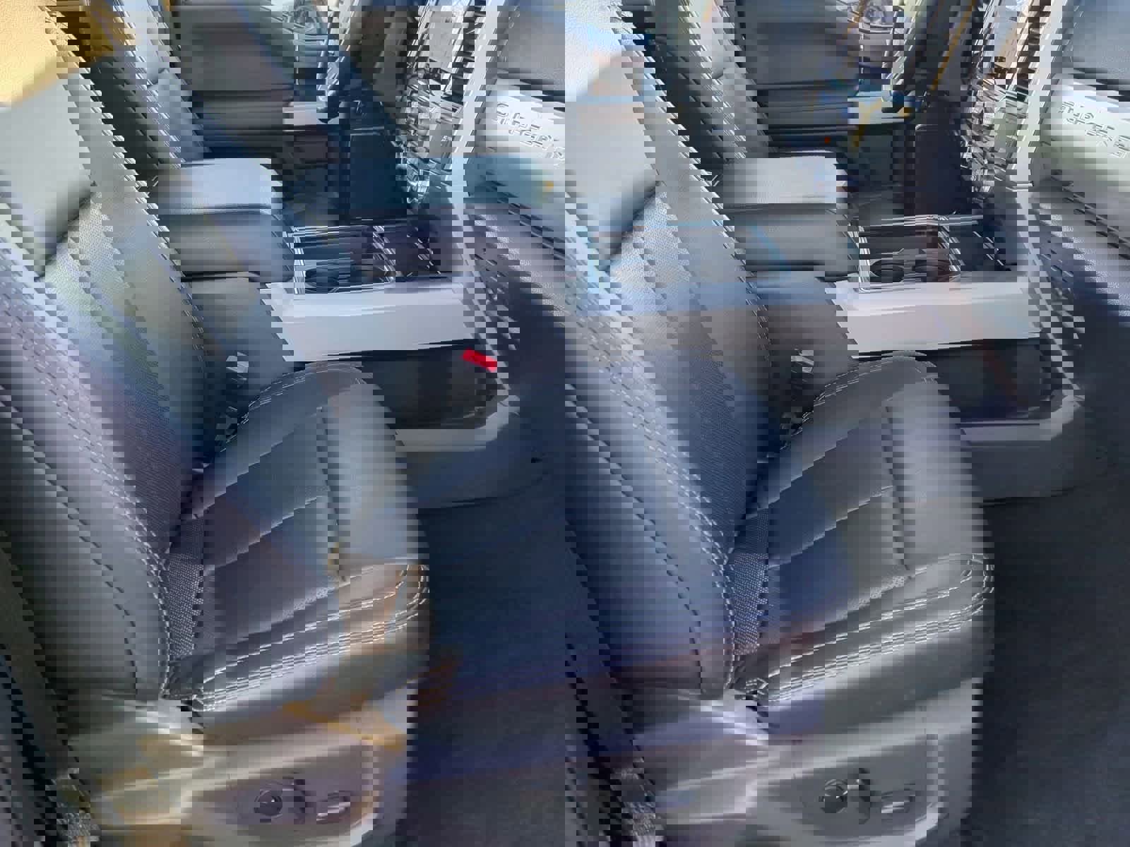 Certified 2022 Ford F350 Lariat w/ Tremor Off-Road Package image 23