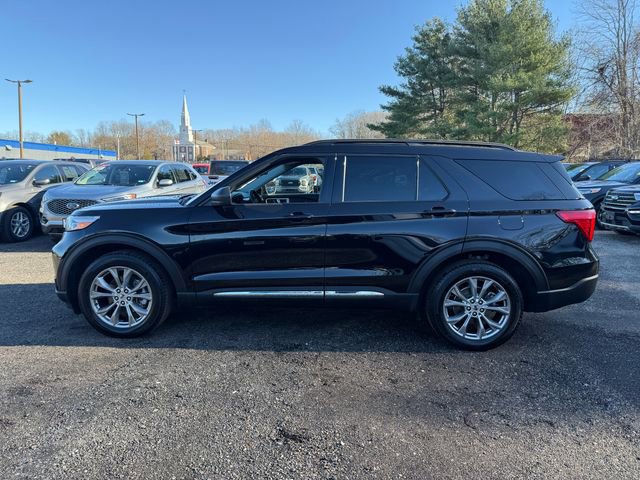 Certified 2023 Ford Explorer XLT w/ Equipment Group 202A image 10