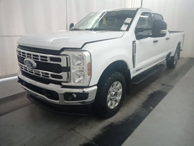 Certified 2024 Ford F350 XLT AWD/4WD image 2