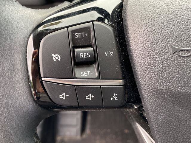 Certified 2025 Ford Escape Active w/ Cold Weather Package AWD/4WD image 18