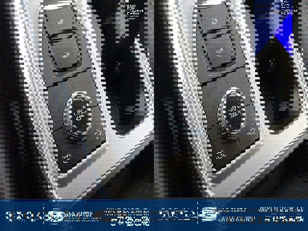 Certified 2022 Ford Explorer XLT w/ Equipment Group 202A image 27