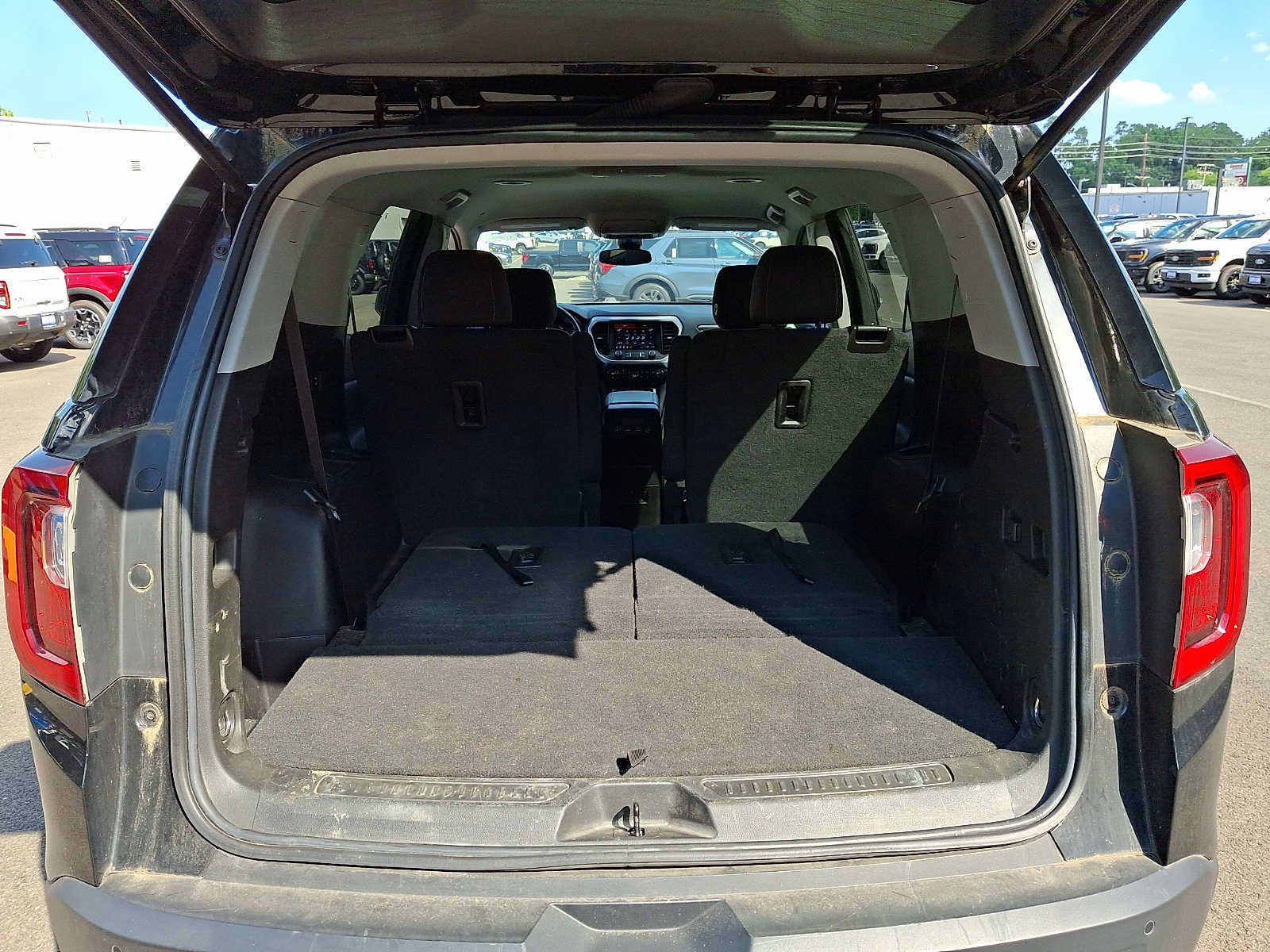 Used 2023 GMC Acadia SLE AWD/4WD image 27