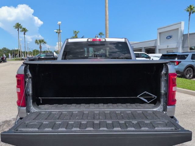Used 2025 RAM 1500 Laramie w/ Sport Appearance Package AWD/4WD image 13