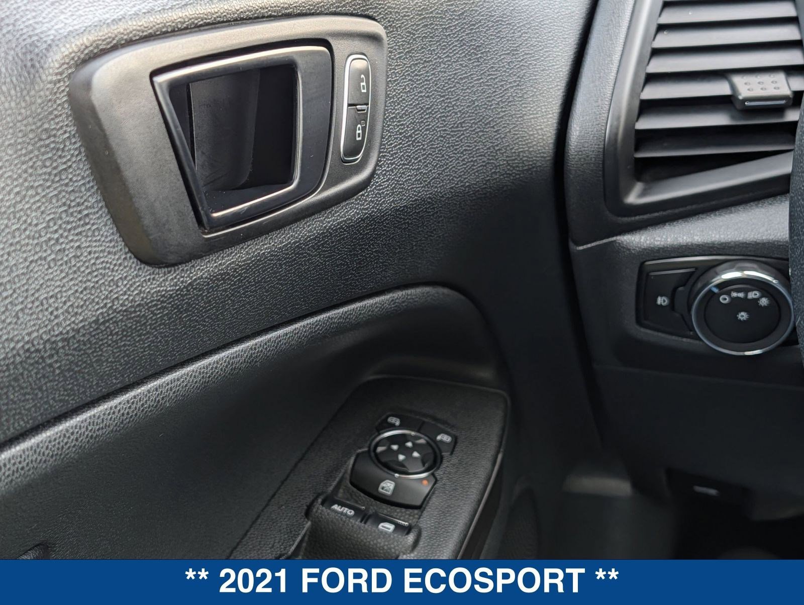 Certified 2021 Ford EcoSport SES w/ Interior Protection Package image 23