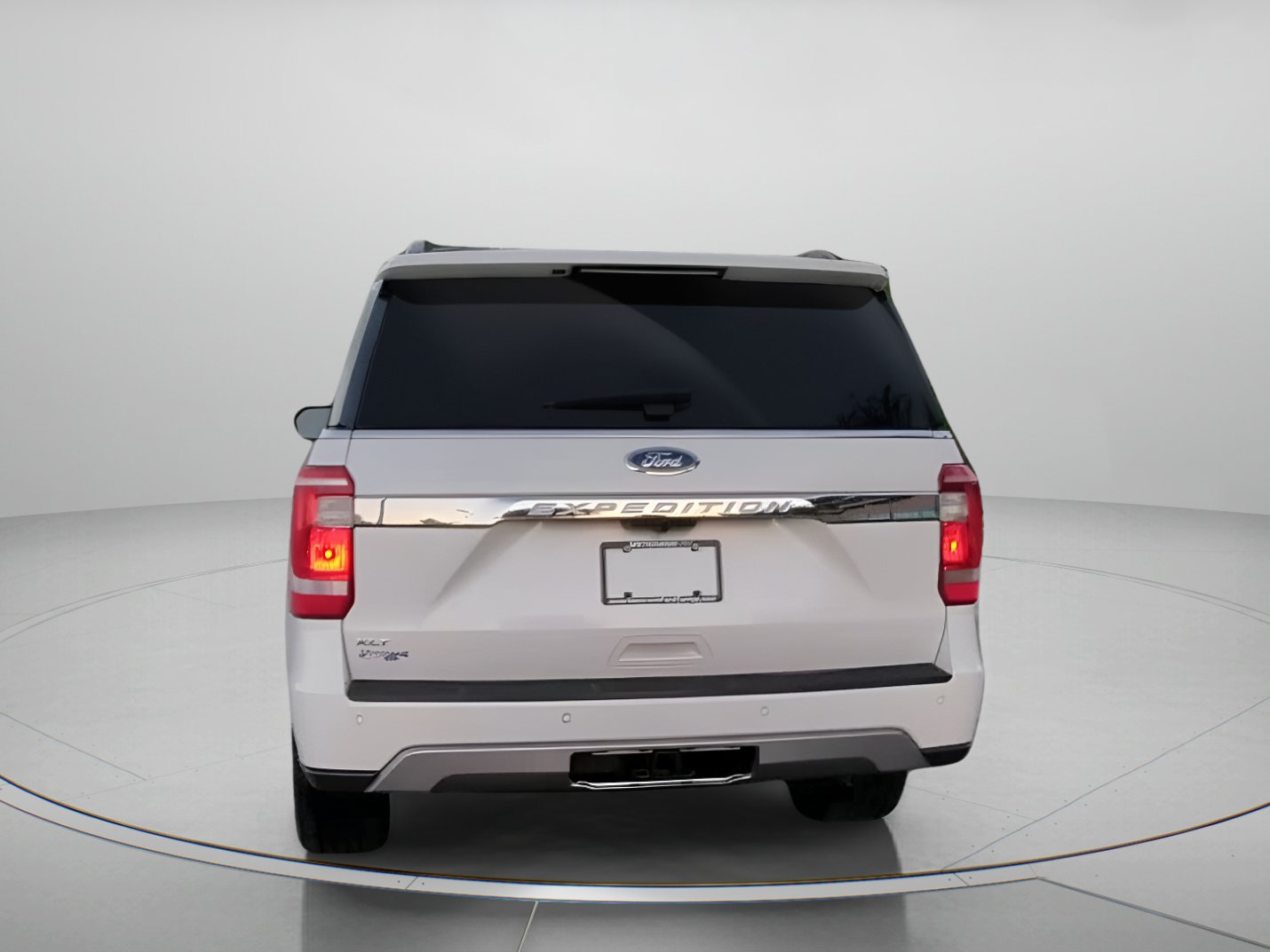 Certified 2021 Ford Expedition XLT RWD image 24