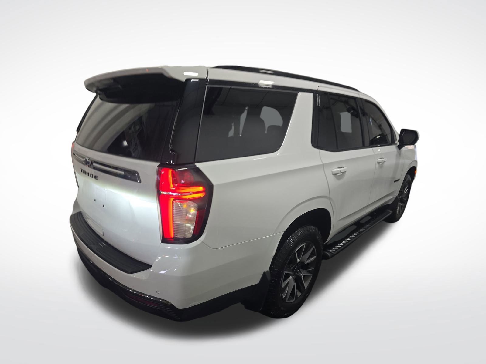 Used 2021 Chevrolet Tahoe Z71 image 2