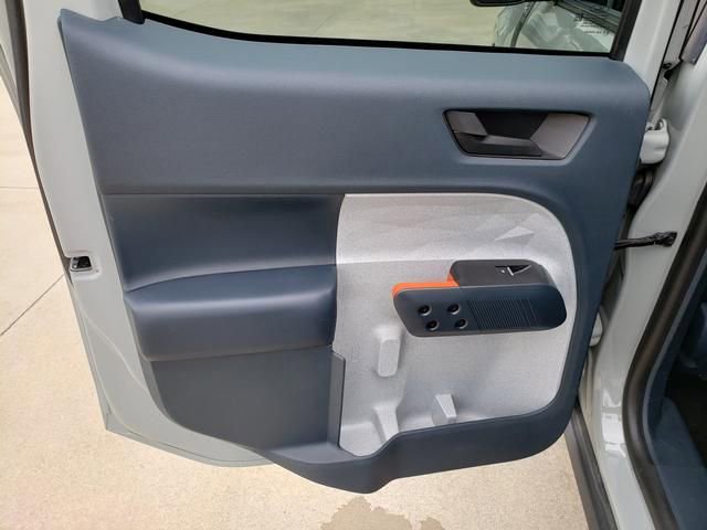 Certified 2022 Ford Maverick XLT FWD image 14