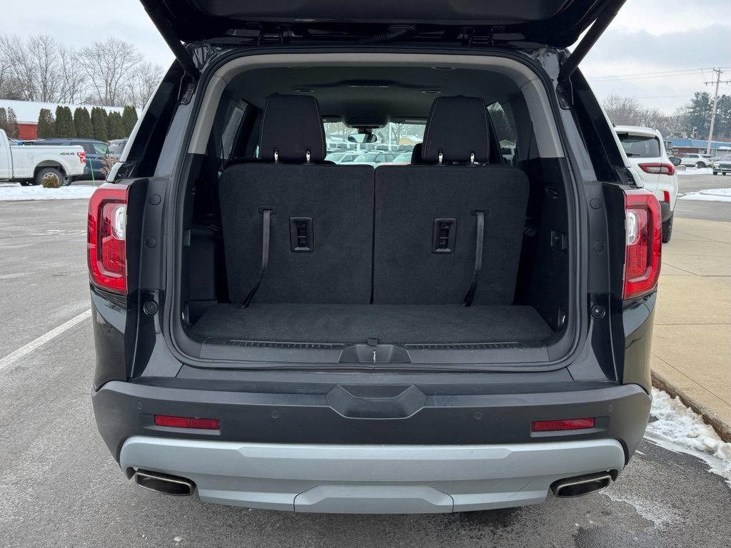 Used 2023 GMC Acadia SLE w/ Driver Convenience Package image 12