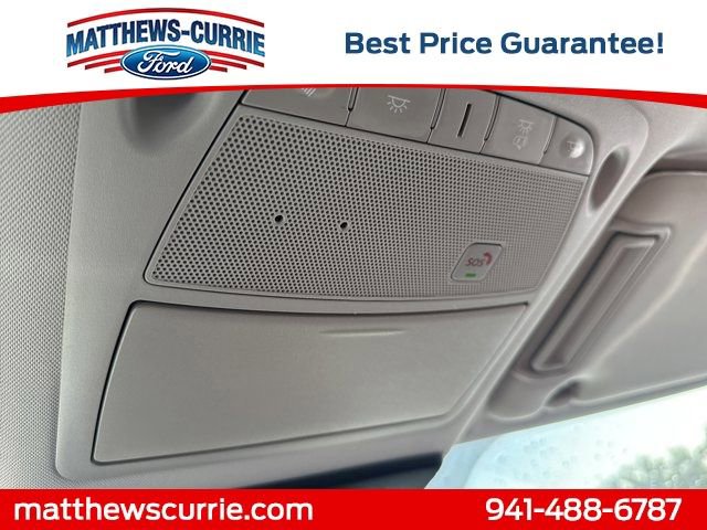 Used 2021 Nissan Armada SV w/ SV Appearance Package image 24