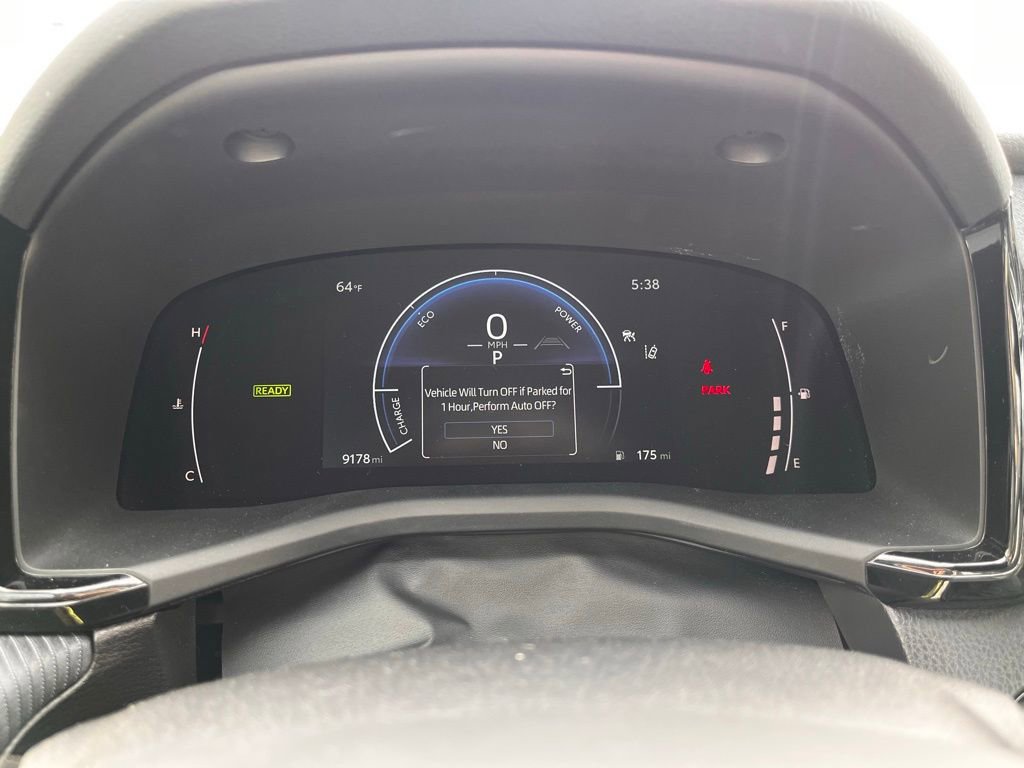 Used 2025 Toyota Camry SE image 15