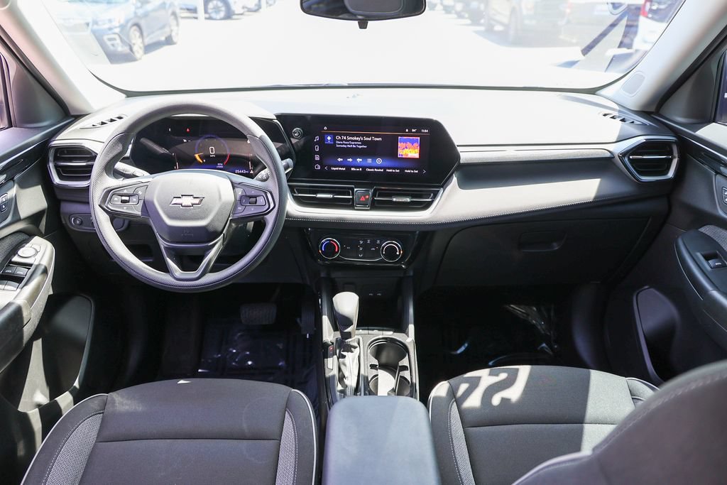 Used 2024 Chevrolet TrailBlazer LT FWD image 6
