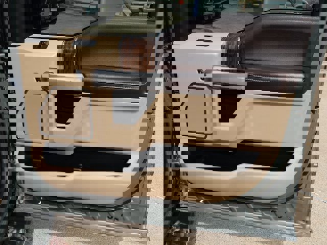 Certified 2019 Ford F150 Lariat w/ Equipment Group 502A Luxury image 19