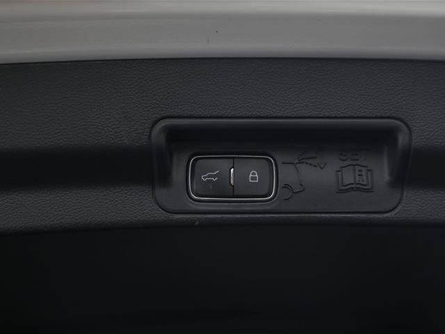 Certified 2025 Ford Explorer ST AWD/4WD image 15
