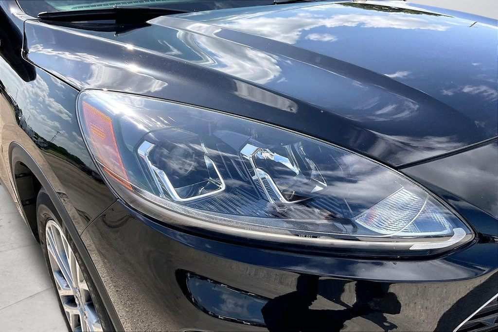 Certified 2022 Ford Escape SEL FWD image 34