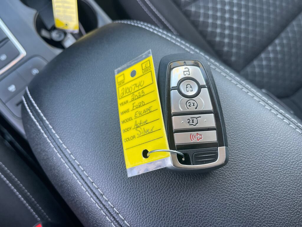 Certified 2023 Ford Escape Active AWD/4WD image 4