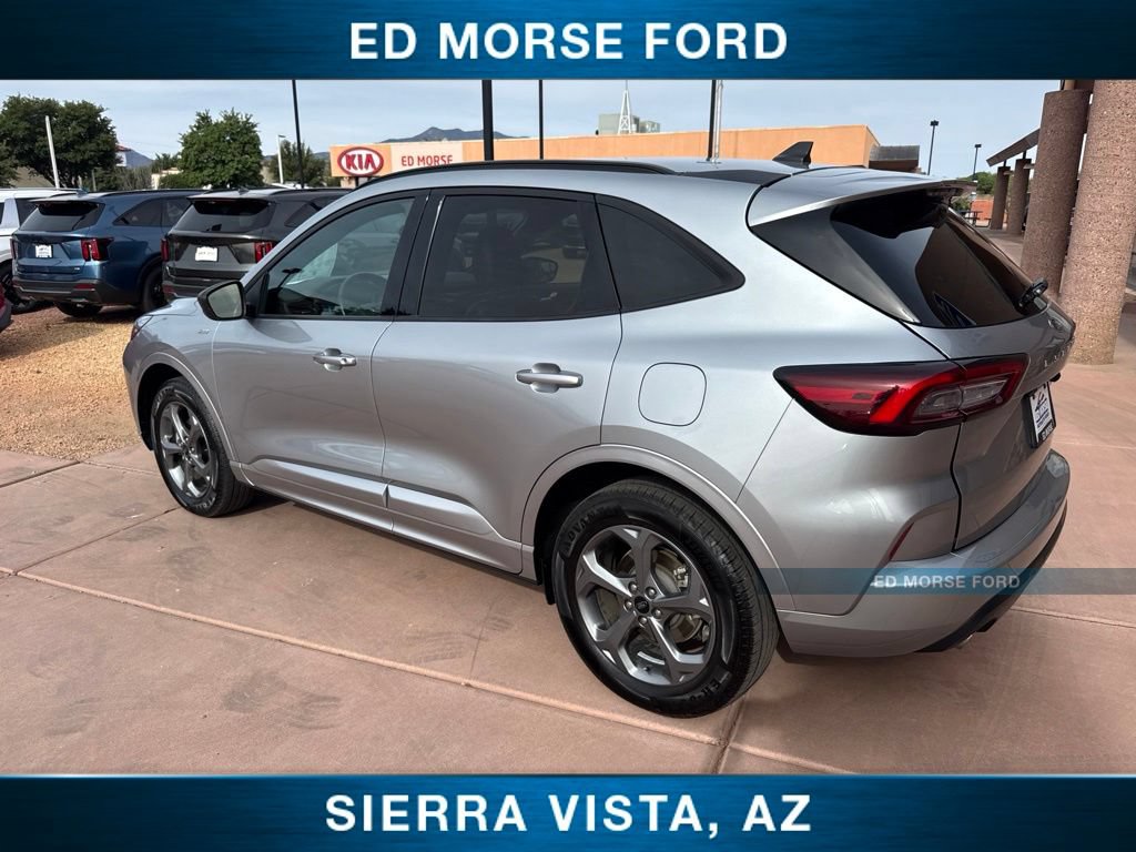 Certified 2024 Ford Escape ST-Line AWD/4WD image 5