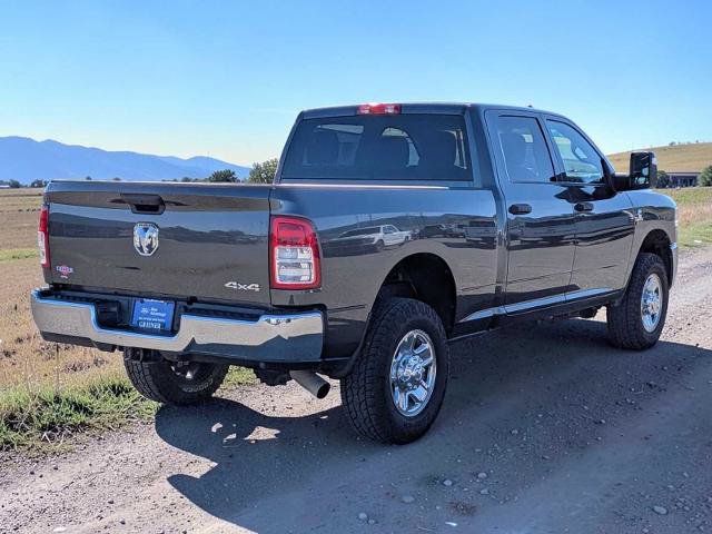 Used 2024 RAM 2500 Tradesman w/ Chrome Appearance Group AWD/4WD image 6