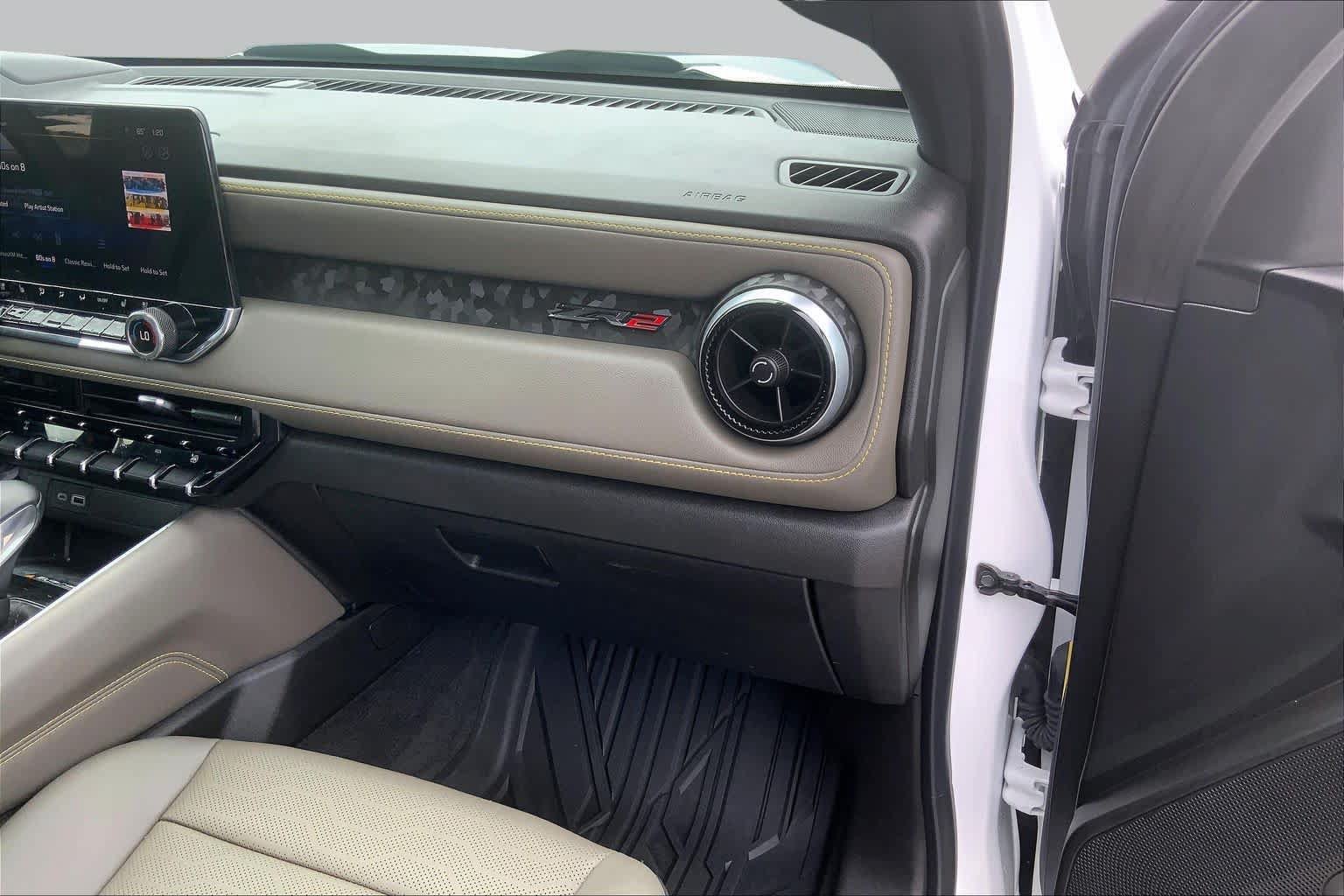 Used 2024 Chevrolet Colorado ZR2 w/ ZR2 Convenience Package III AWD/4WD image 19