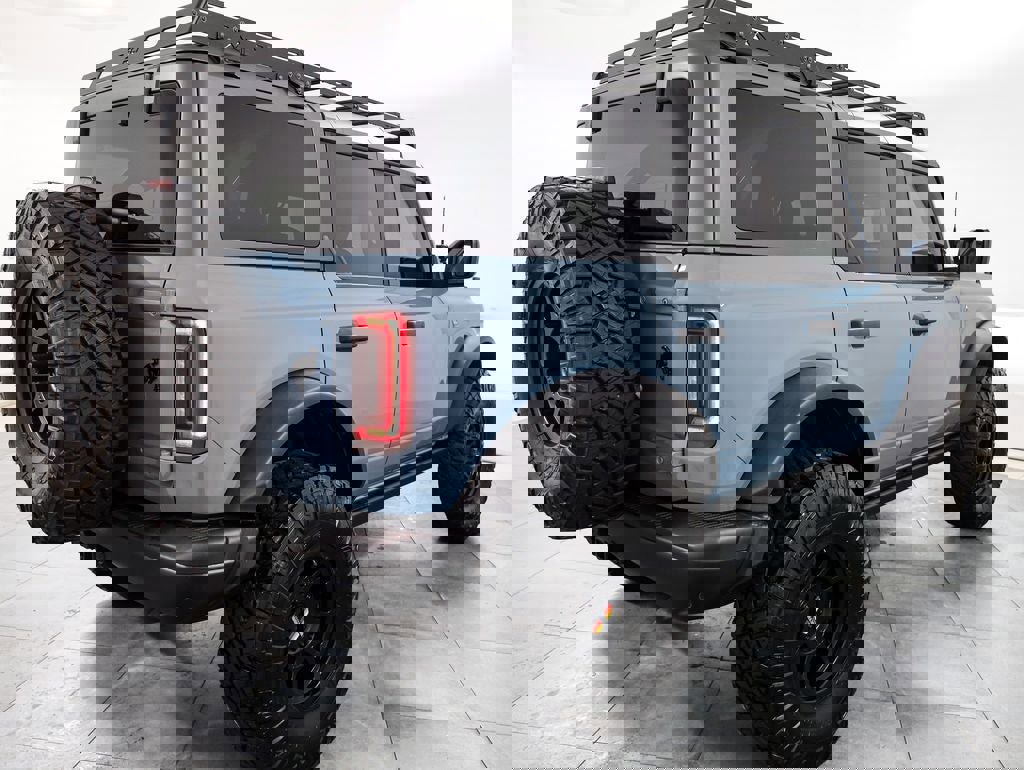 Certified 2022 Ford Bronco Black Diamond w/ Sasquatch Package image 6