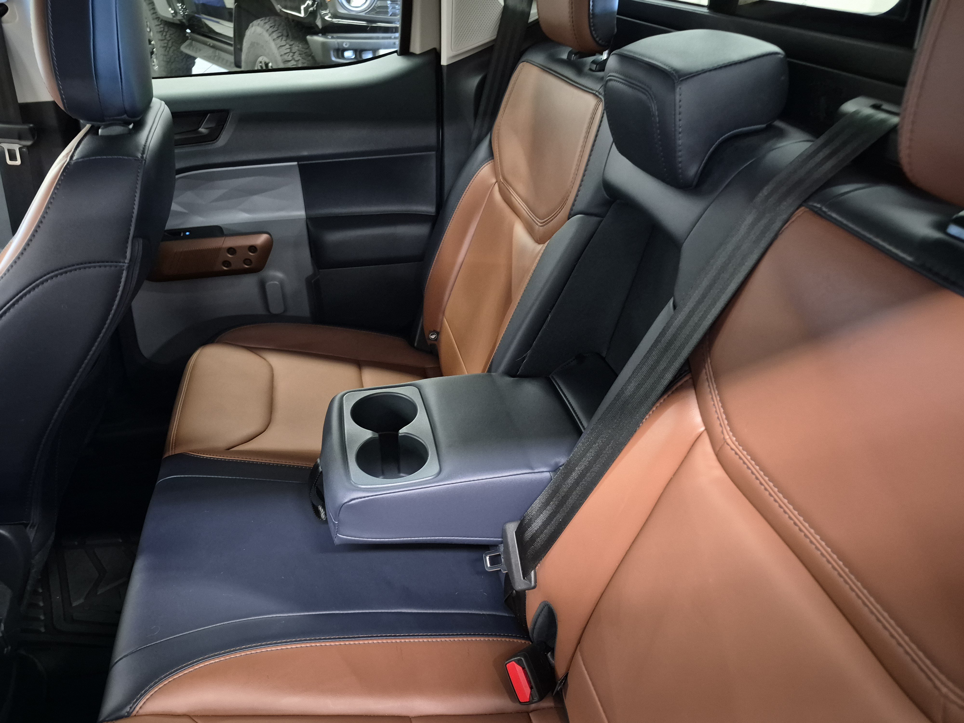 Certified 2024 Ford Maverick Lariat AWD/4WD image 18