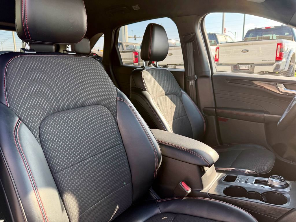 Certified 2024 Ford Escape ST-Line w/ Tech Pack #1 image 20