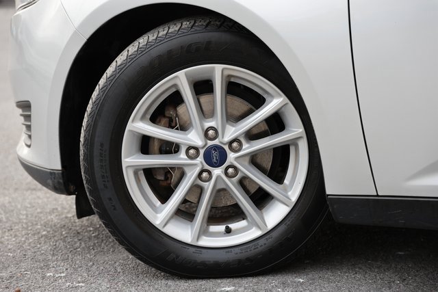 Certified 2018 Ford Focus SE image 7