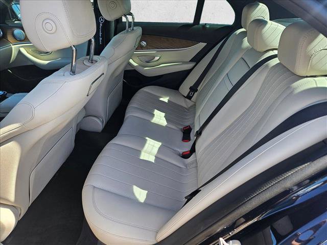 Used 2018 Mercedes-Benz E 300 image 20