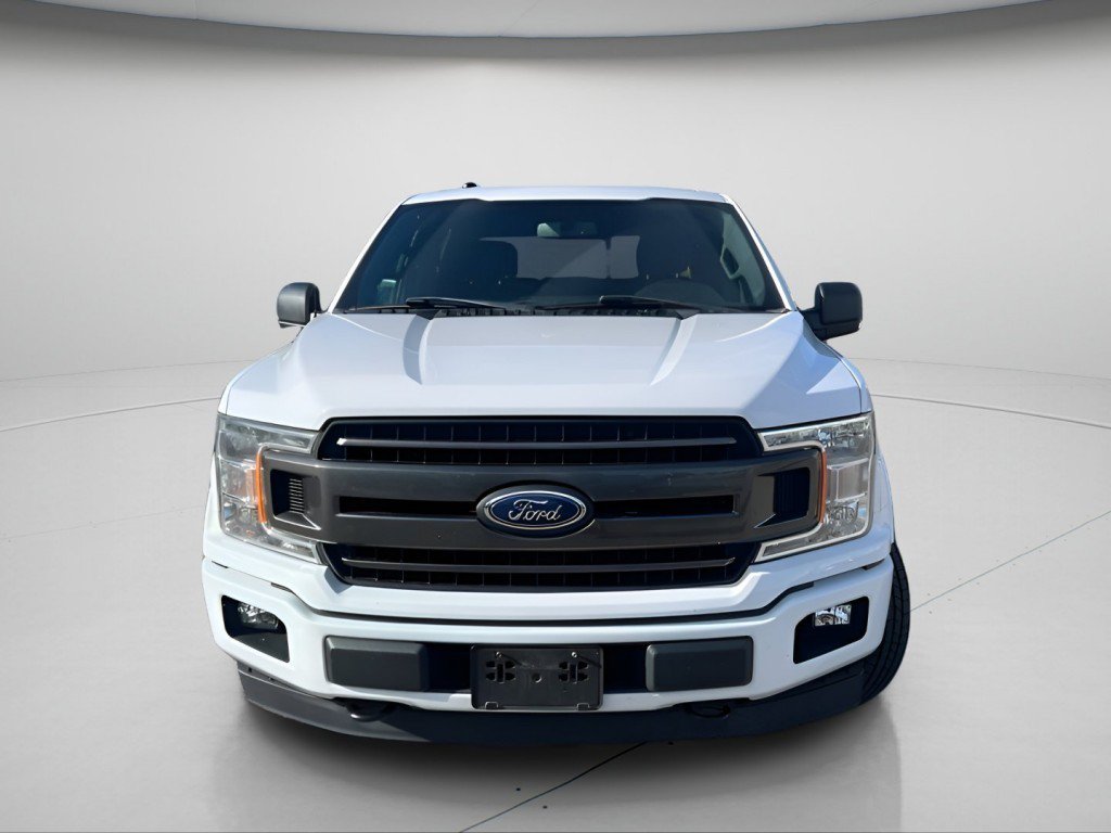 Certified 2018 Ford F150 XLT w/ Equipment Group 302A Luxury AWD/4WD image 16