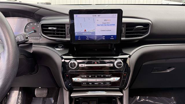 Certified 2023 Ford Explorer ST-Line w/ Class IV Trailer Tow Package AWD/4WD image 17