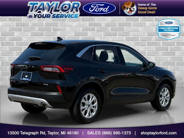 Certified 2024 Ford Escape Active AWD/4WD image 3