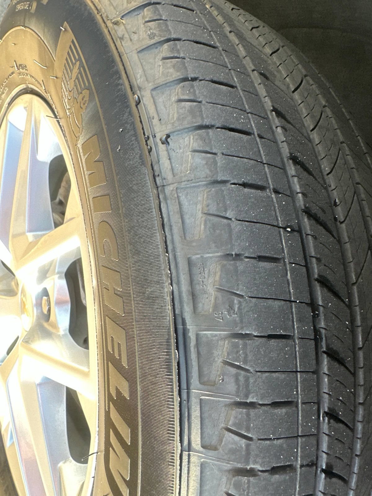 Used 2022 Chevrolet Equinox LT FWD image 24