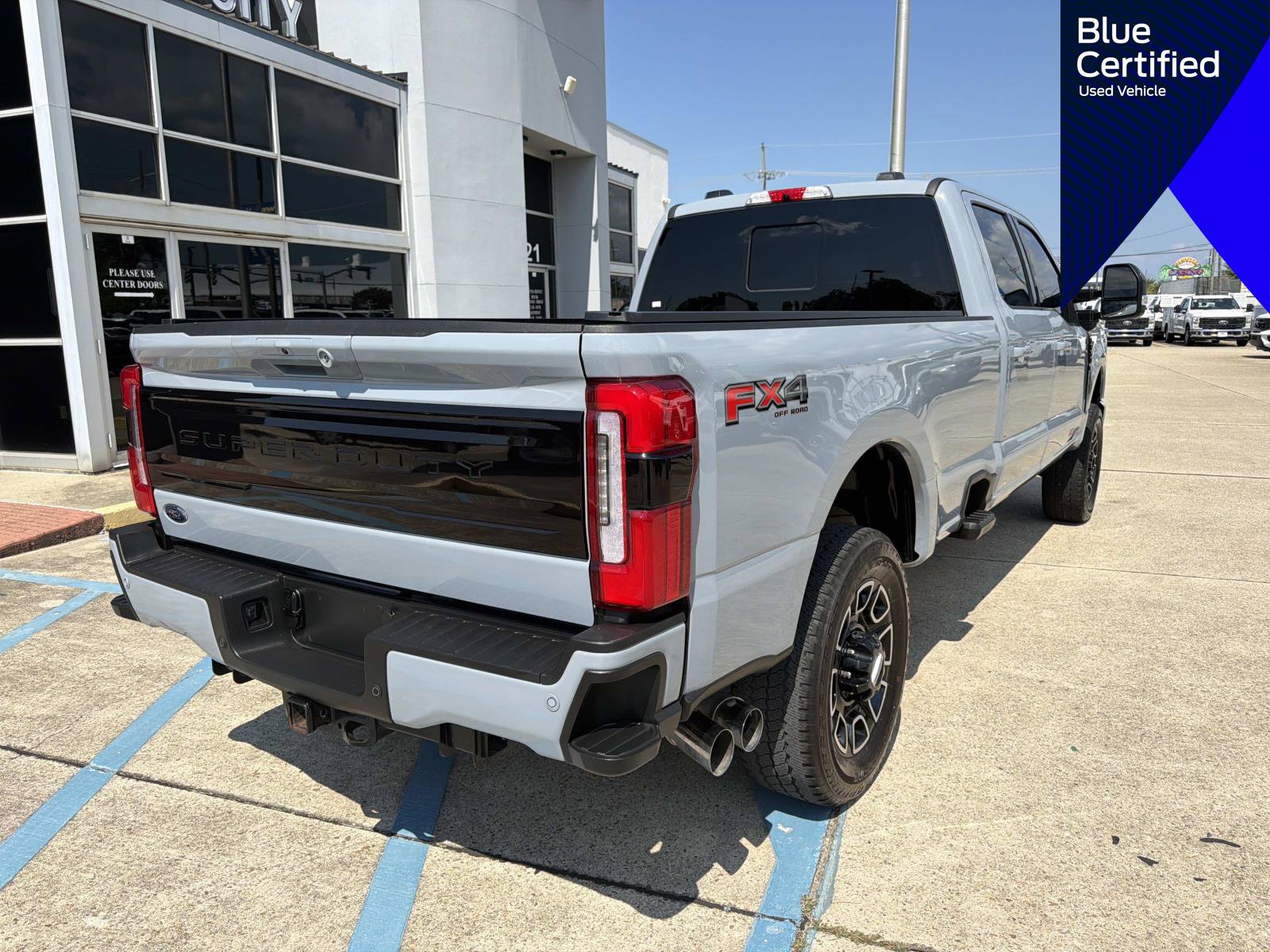 Certified 2025 Ford F350 Platinum AWD/4WD image 11