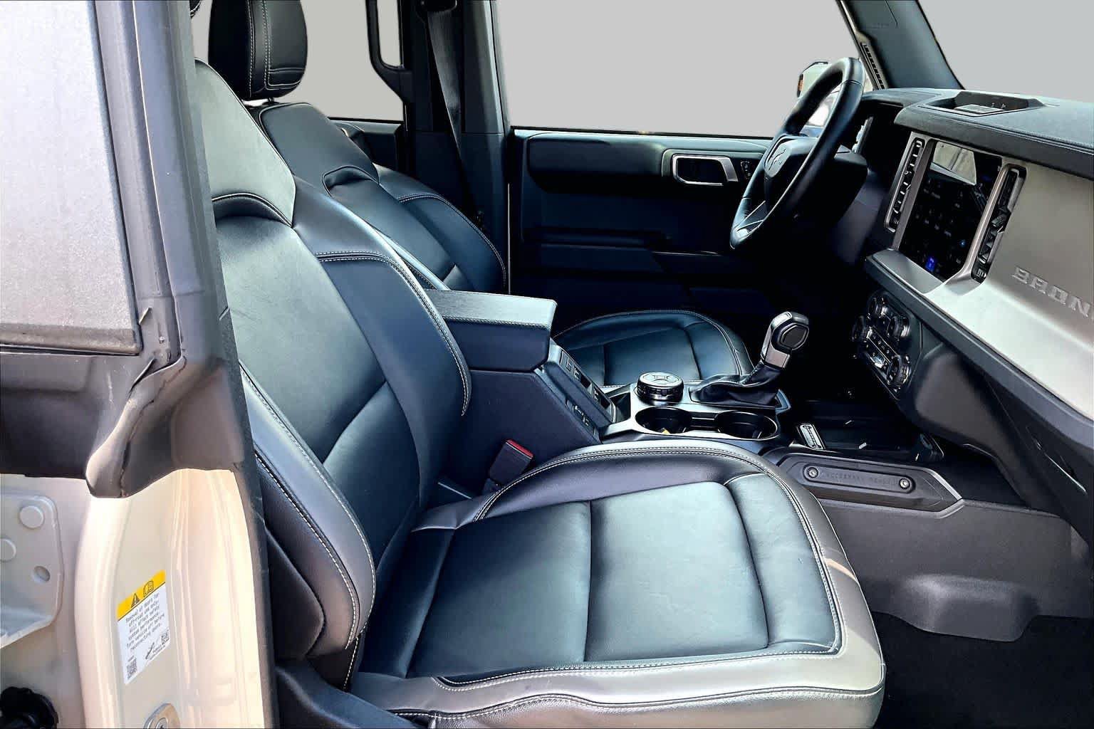 Certified 2025 Ford Bronco Outer Banks AWD/4WD image 11