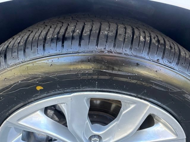 Used 2024 Chevrolet Malibu LT FWD image 12