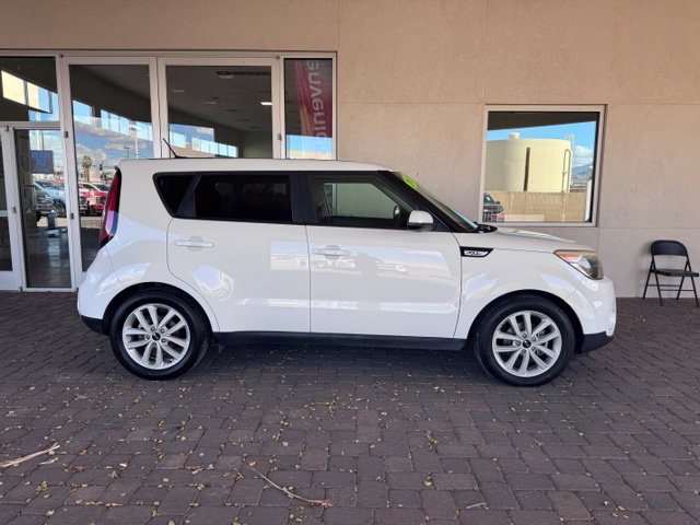 Used 2018 Kia Soul + FWD image 5