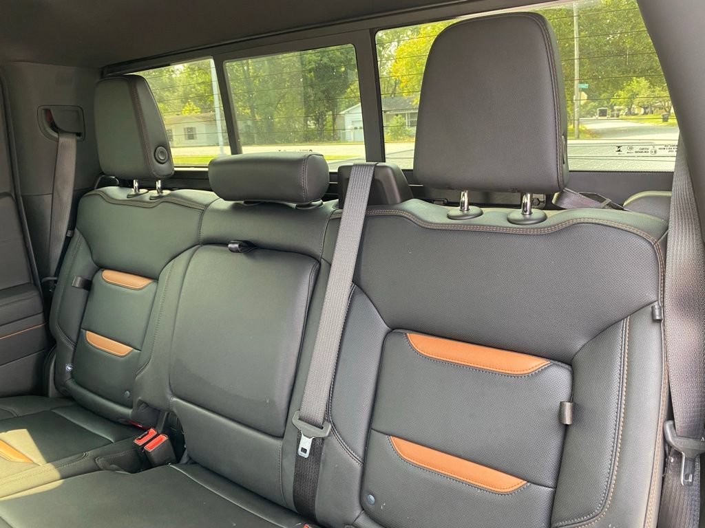 Used 2025 GMC Sierra 1500 AT4 w/ AT4 Premium Package AWD/4WD image 28