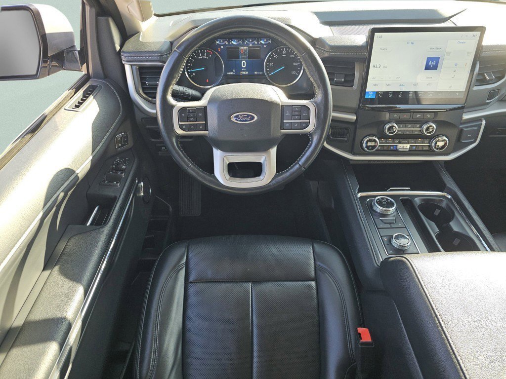 Certified 2023 Ford Expedition Max XLT image 10