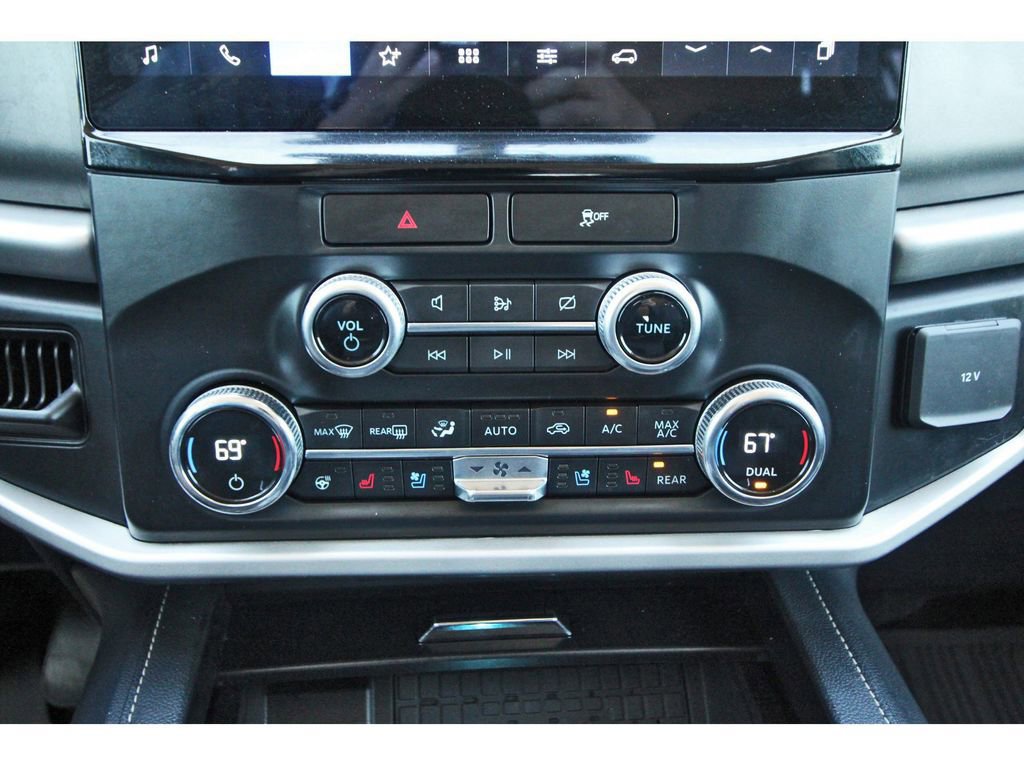 Certified 2022 Ford Expedition XLT image 27