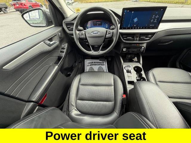 Certified 2025 Ford Escape Platinum AWD/4WD image 10