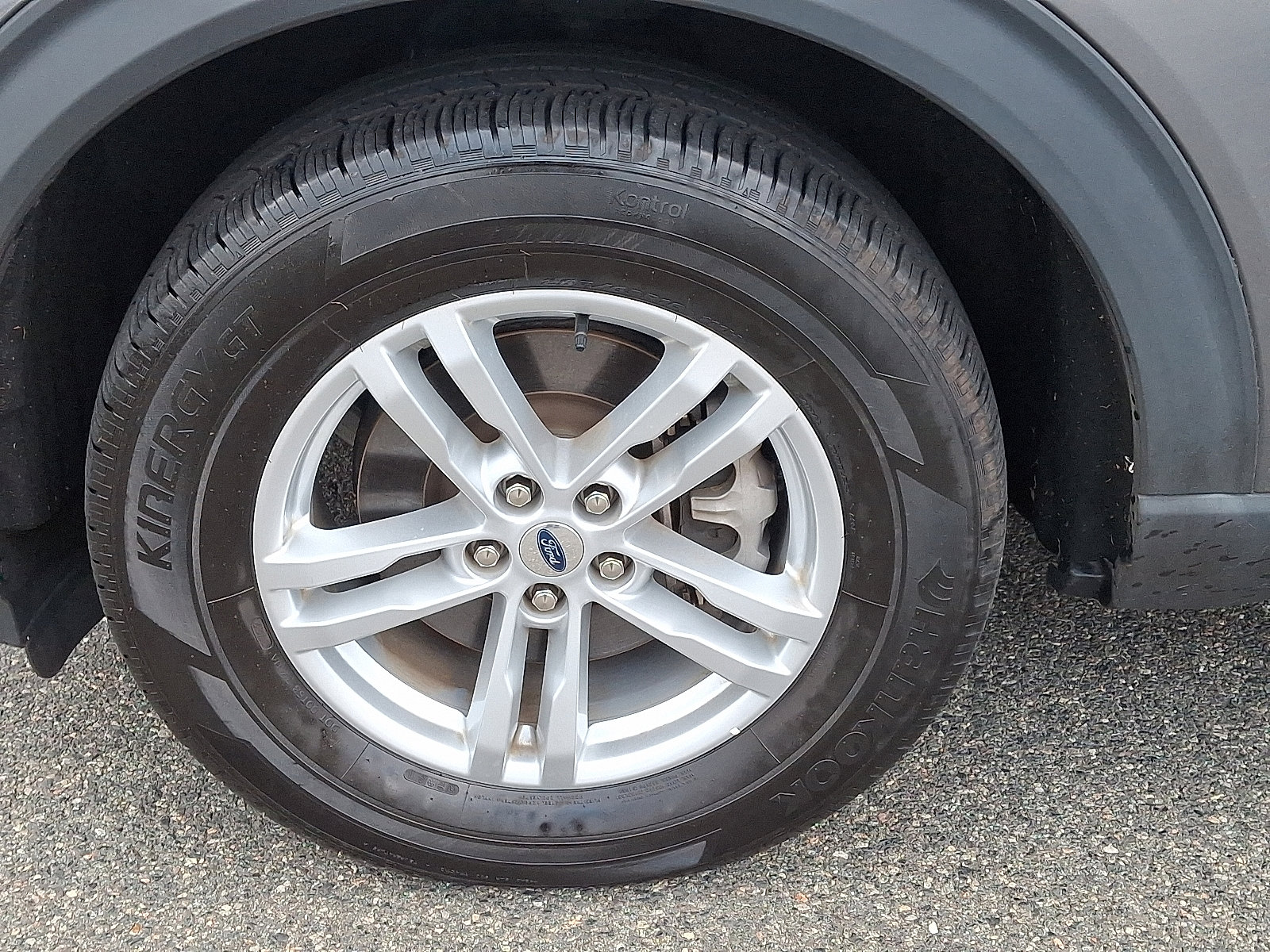 Certified 2022 Ford Explorer XLT w/ Equipment Group 202A image 8