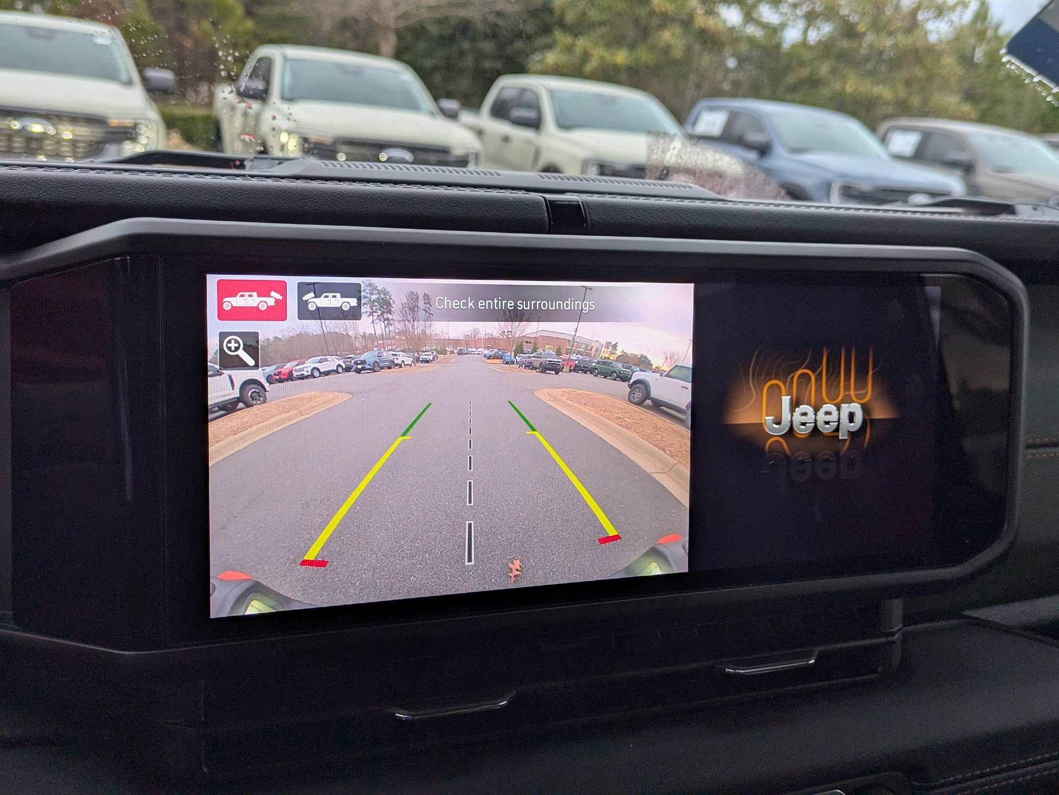 Used 2024 Jeep Gladiator Mojave image 24