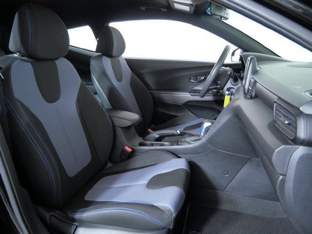 Used 2020 Hyundai Veloster 2.0 FWD image 10